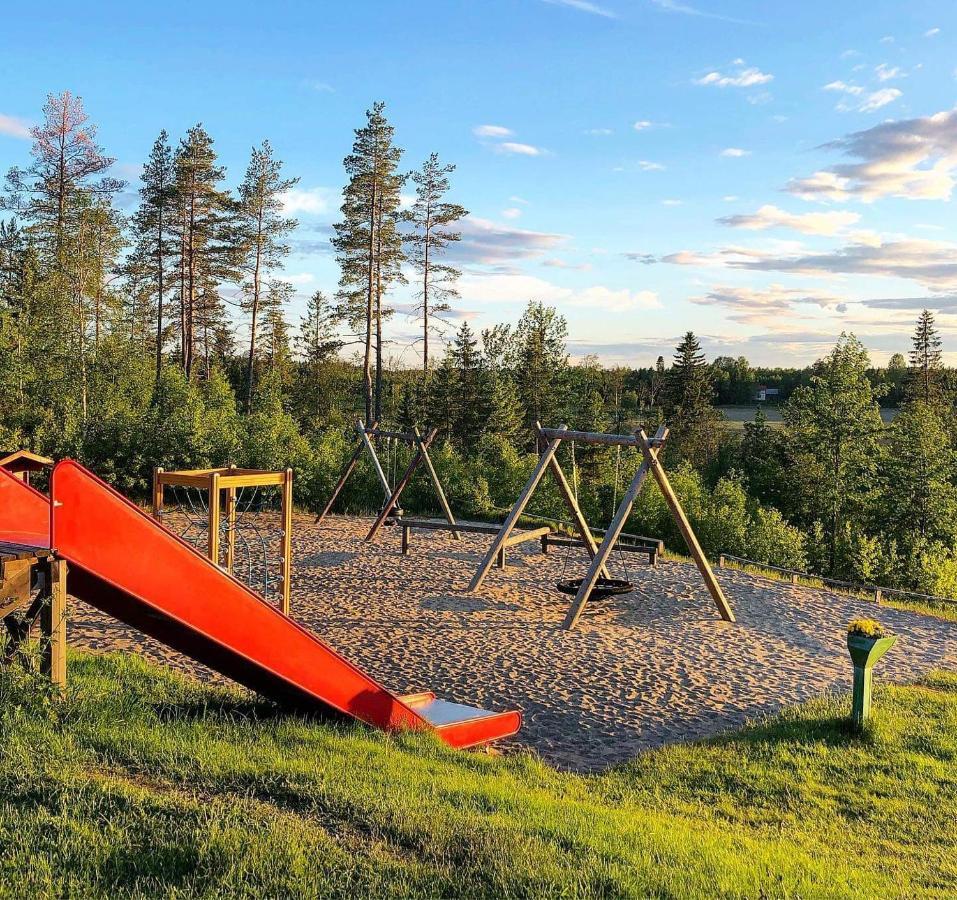 Lufta Camping & Restaurang Anaset Exterior foto